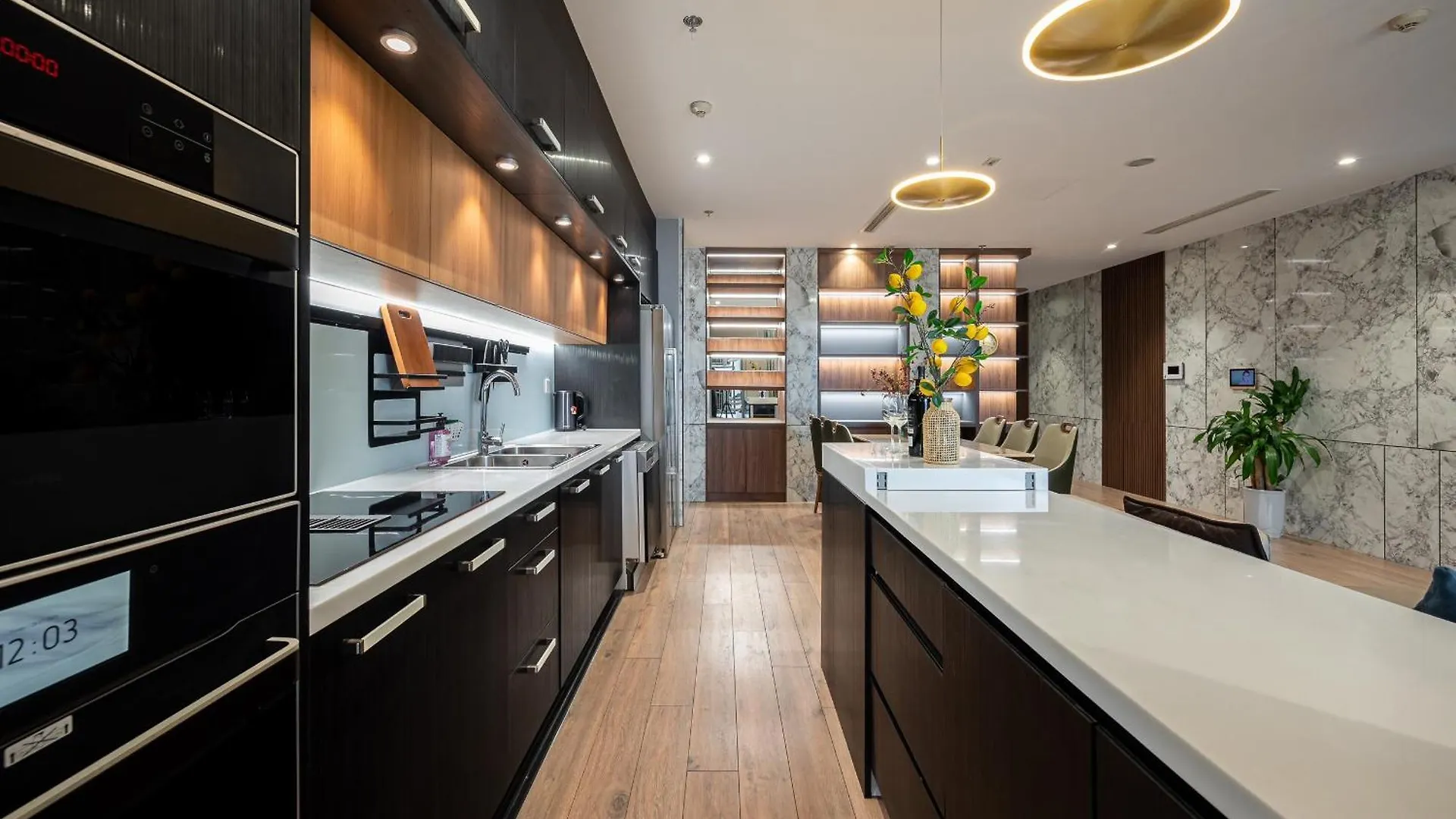 Vinhomes Central Park - Luxury 1,2,3,4 Bedroom Apartments - Khu Do Thi Ven Song Dep Nhat Tp Hcm Ho Chi Minh Wietnam