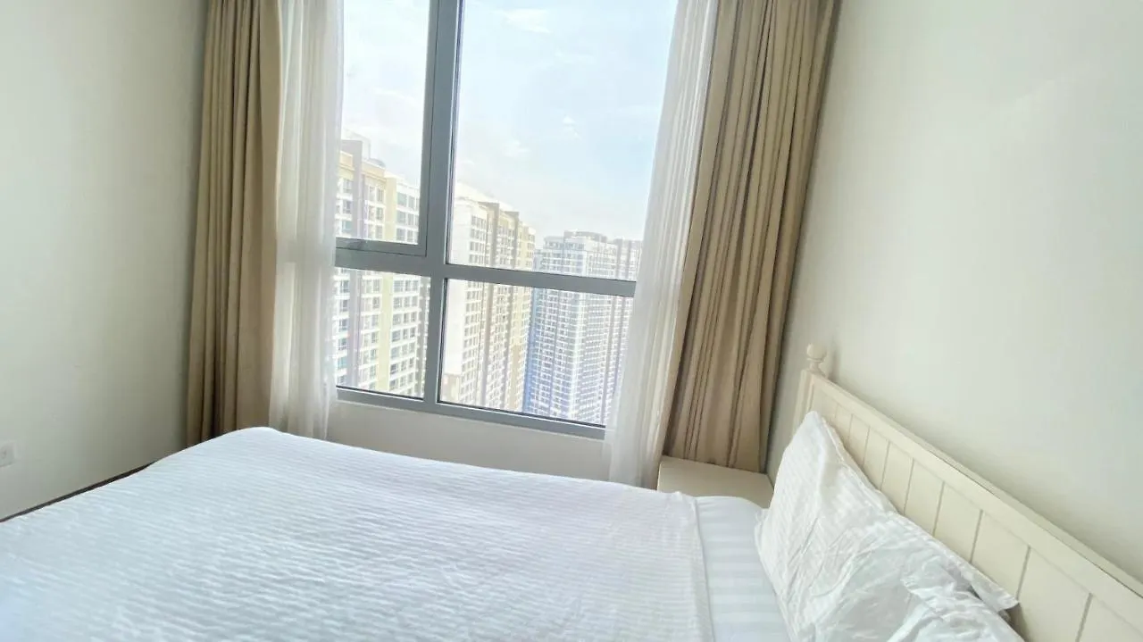 Vinhomes Central Park - Luxury 1,2,3,4 Bedroom Apartments - Khu Do Thi Ven Song Dep Nhat Tp Hcm Ho Chi Minh City Vietnam