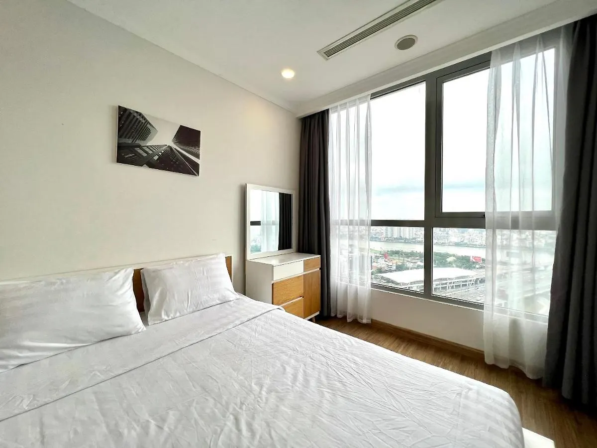 Vinhomes Central Park - Luxury 1,2,3,4 Bedroom Apartments - Khu Do Thi Ven Song Dep Nhat Tp Hcm Ho Chi Minh City