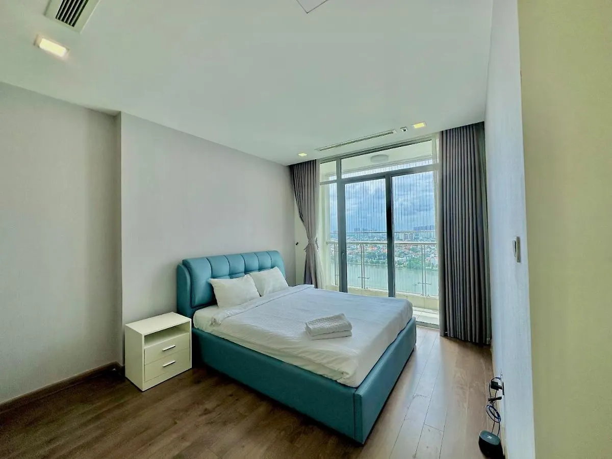 Vinhomes Central Park - Luxury 1,2,3,4 Bedroom Apartments - Khu Do Thi Ven Song Dep Nhat Tp Hcm Ho Chi Minh City Vietnam