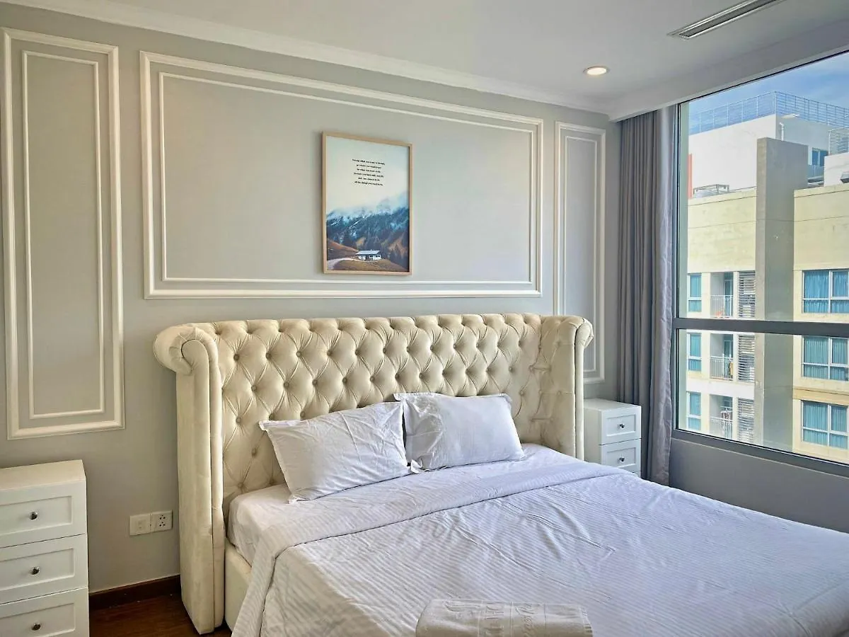 Vinhomes Central Park - Luxury 1,2,3,4 Bedroom Apartments - Khu Do Thi Ven Song Dep Nhat Tp Hcm Ho Chi Minh City 0*,  Vietnam