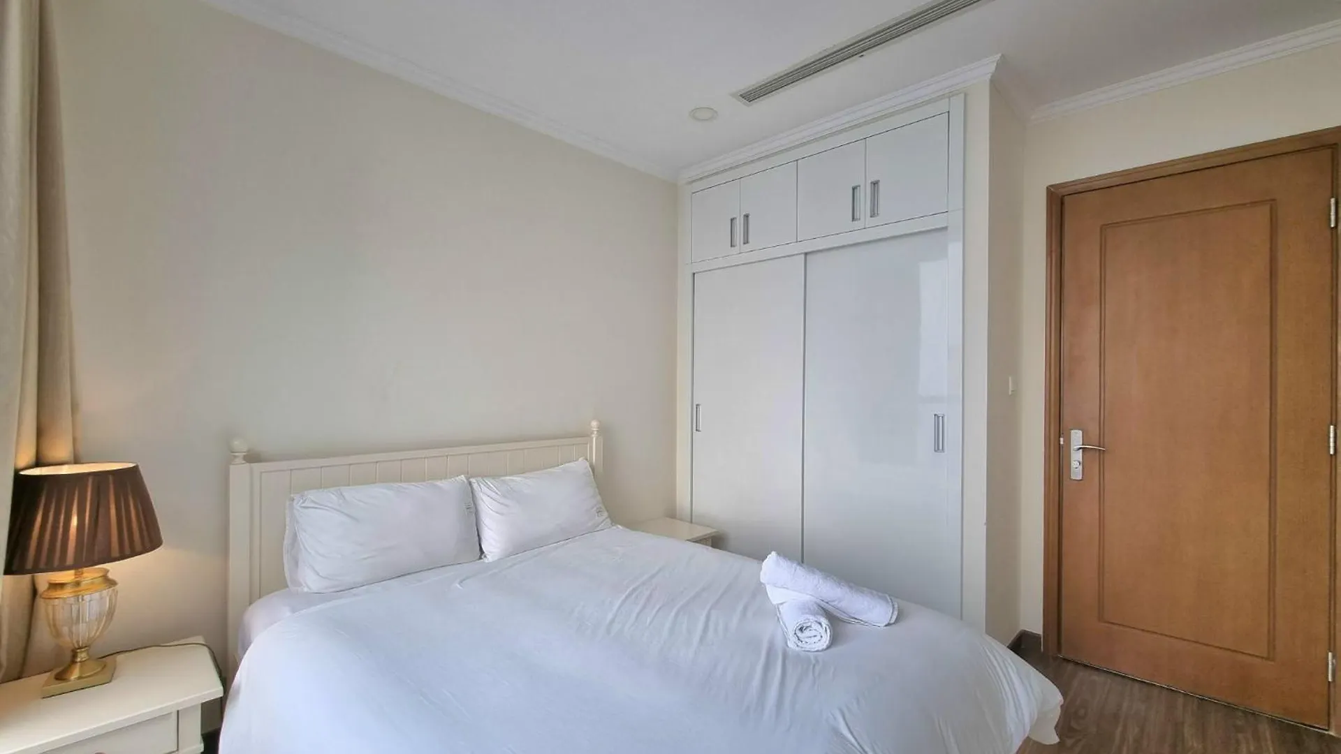 Vinhomes Central Park - Luxury 1,2,3,4 Bedroom Apartments - Khu Do Thi Ven Song Dep Nhat Tp Hcm Ho Chi Minh City 0*,  Vietnam
